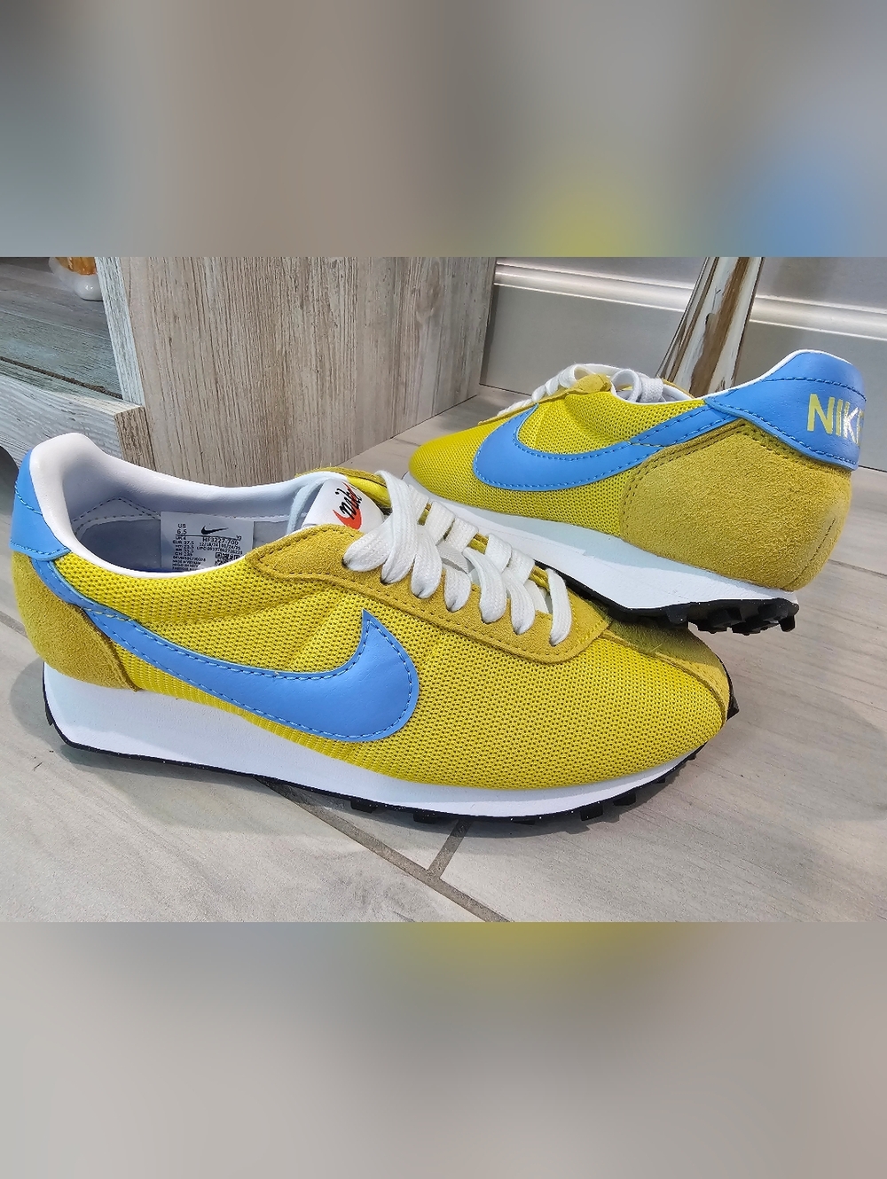 Nike LD-1000 Womens Sneakers in Yellow with Blue Size 6.5